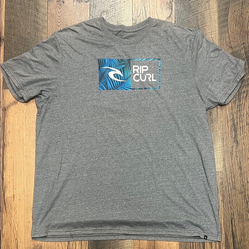 Rip Curl Menʻs XXL Charcoal light Gray Tee with Blue Accents